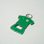 Obesek z motivom nogometaša