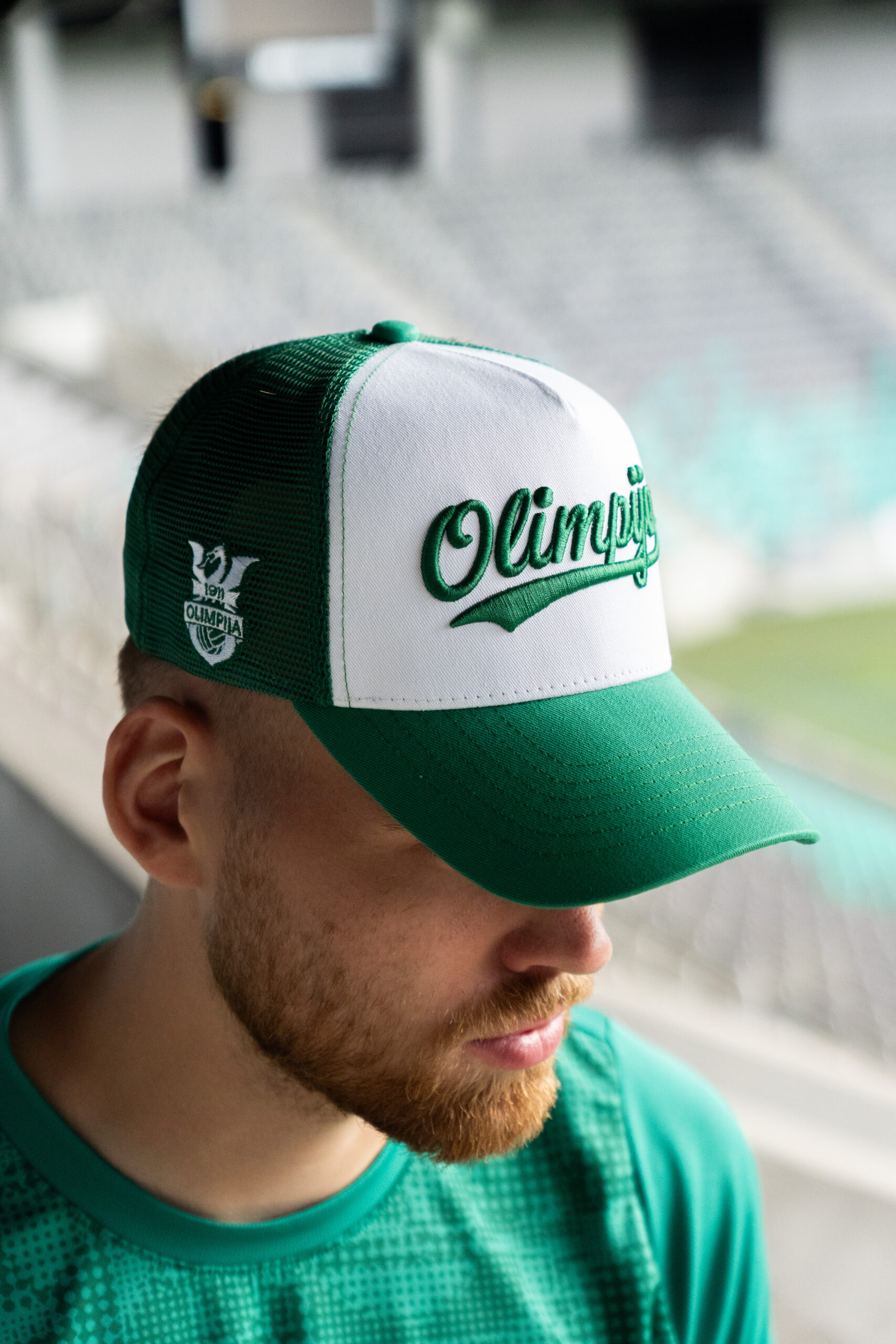 1_1 Kapa s šiltom - napis Olimpija - slika 1